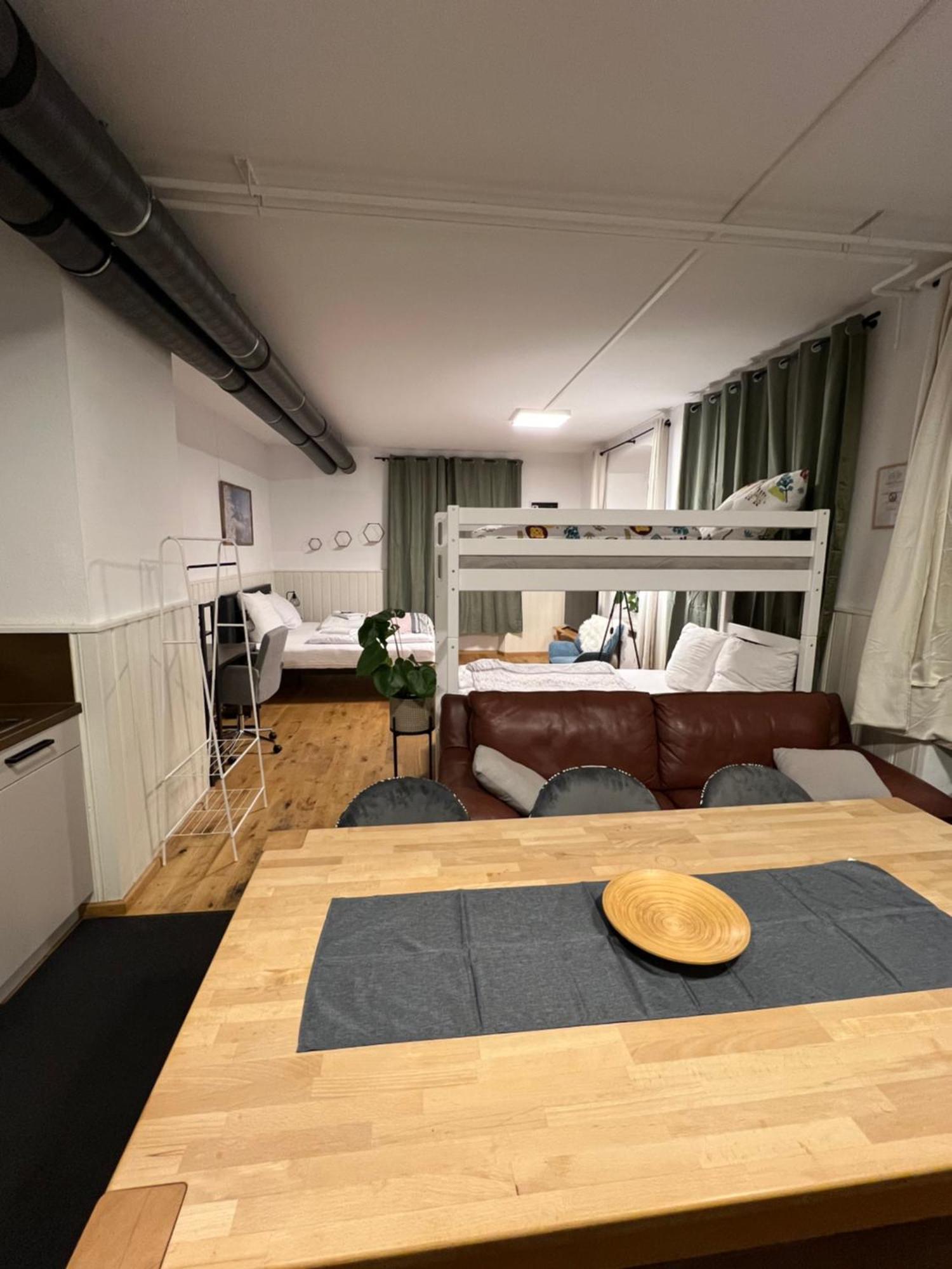 Kemptencityhostplus-Unterkunft Charme Im Denkmal Bagian luar foto